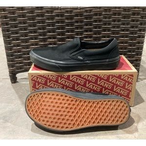 Vans black shoes with box good condition